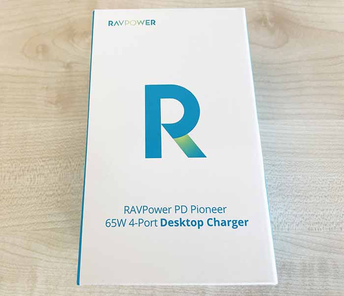 RAVPower RP-PC136の外箱