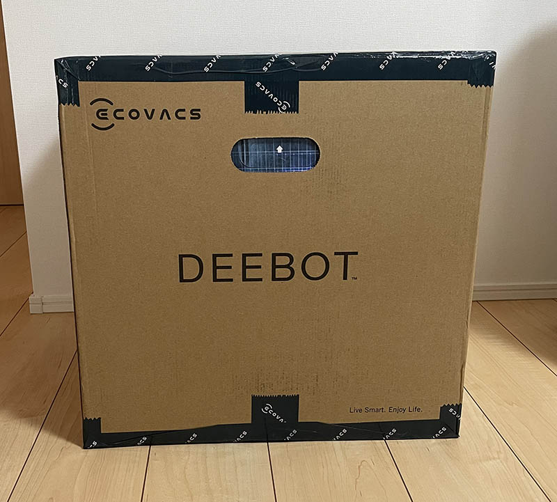 DEEBOT N8+の外箱