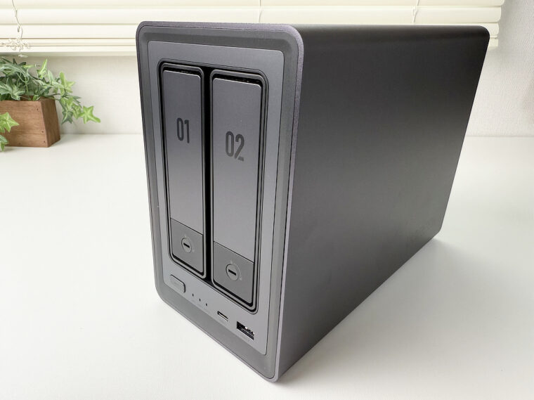 UGREEN NASync DXP2800本体